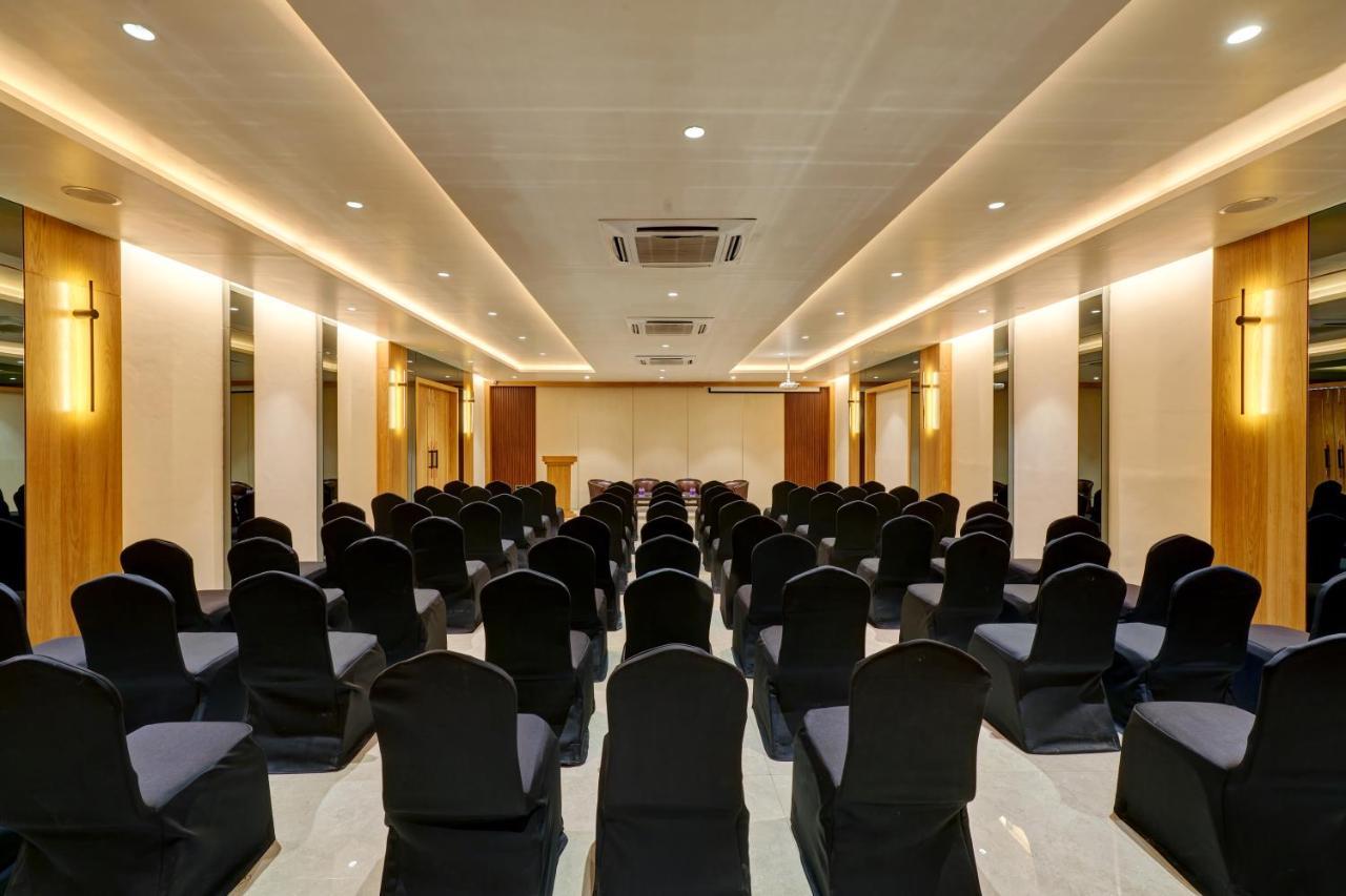 Citrus Hotel Kolhapur Ngoại thất bức ảnh